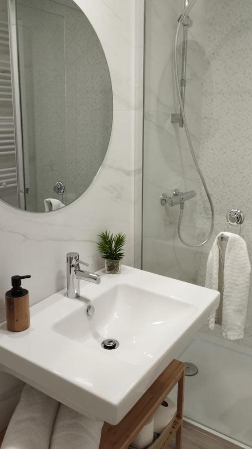 Habitacion Con Bano Privado بلباو المظهر الخارجي الصورة