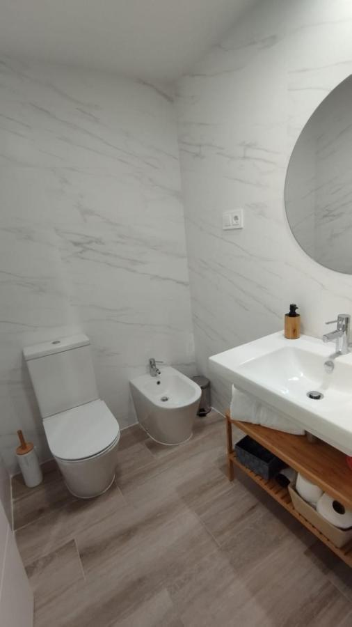 Habitacion Con Bano Privado بلباو المظهر الخارجي الصورة
